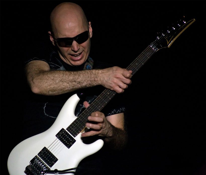 Elektro gitar çeşitleri - Joe Satriani - Rock Akademi